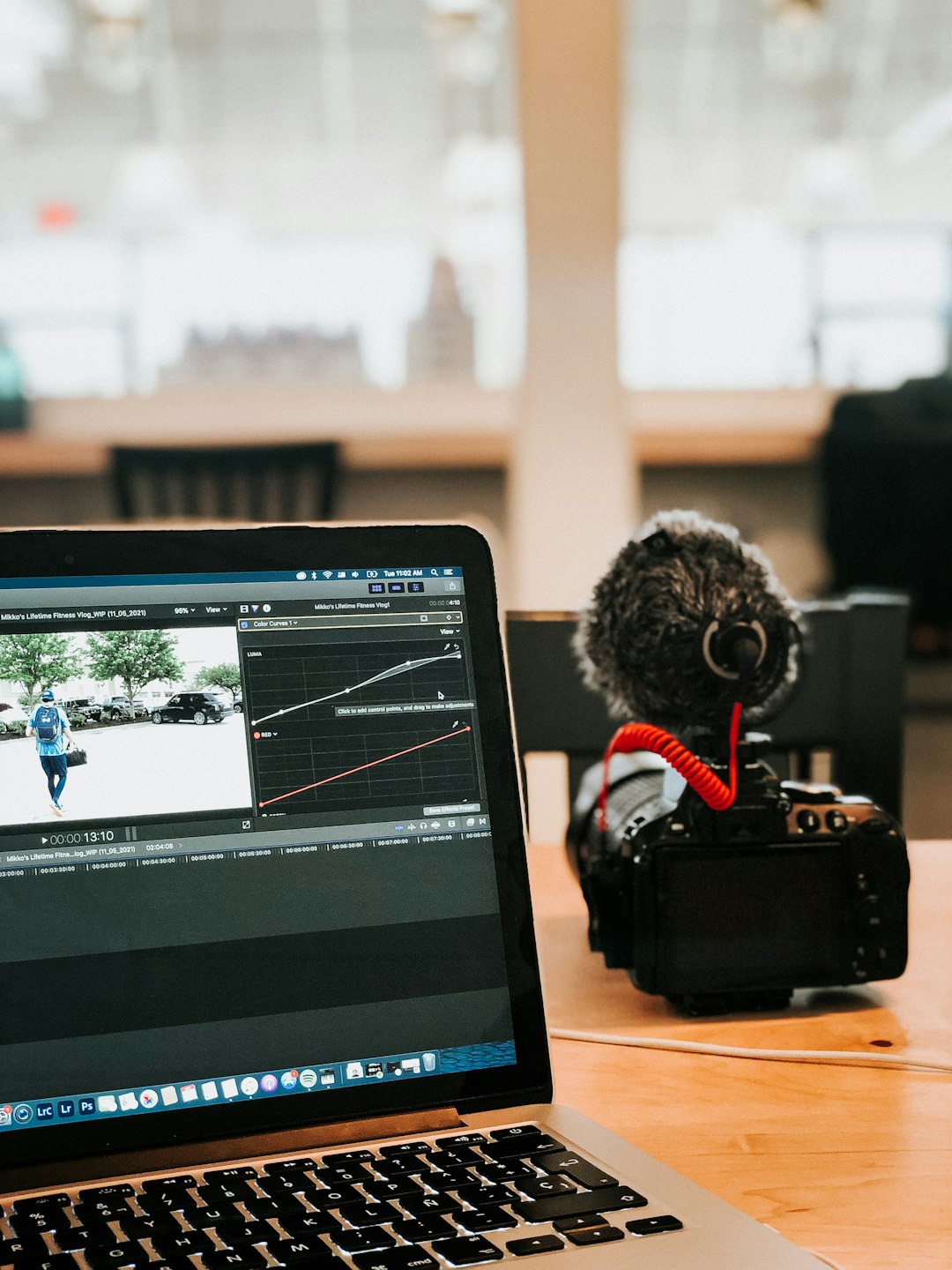 Nomadic vlogger